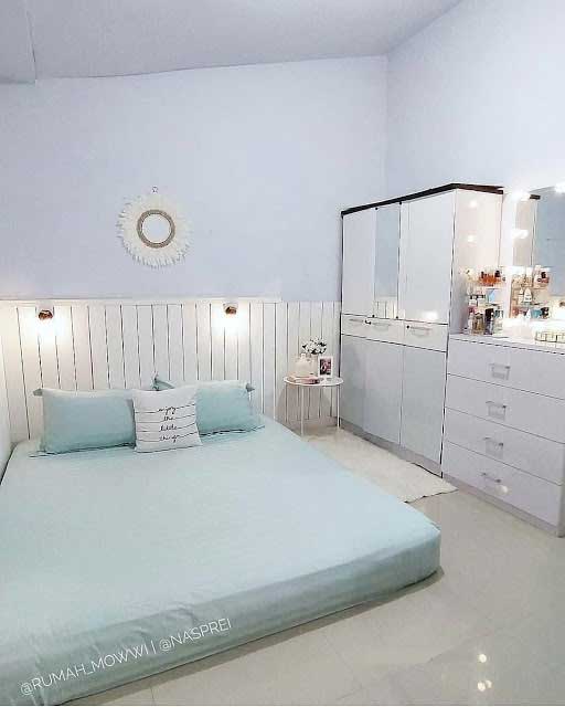 1-kamar-tidur-sederhana-nuansa-biru